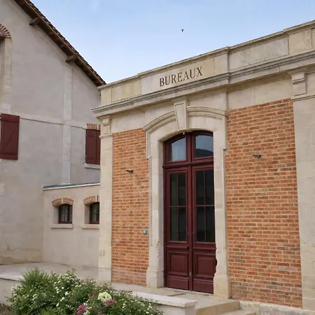 Du Haras Hotel